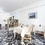 La Primula Bed & Breakfast 3*