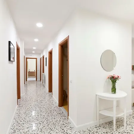 Alojamento de Acomodação e Pequeno-almoço La Primula 3*